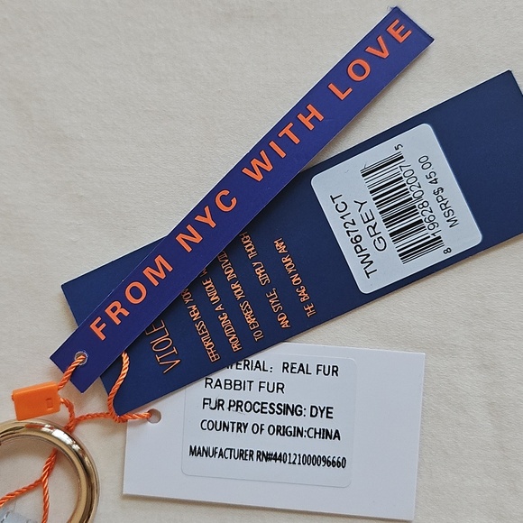 VIOLET RAY Rabbit Fur Charm. - Picture 5 of 5